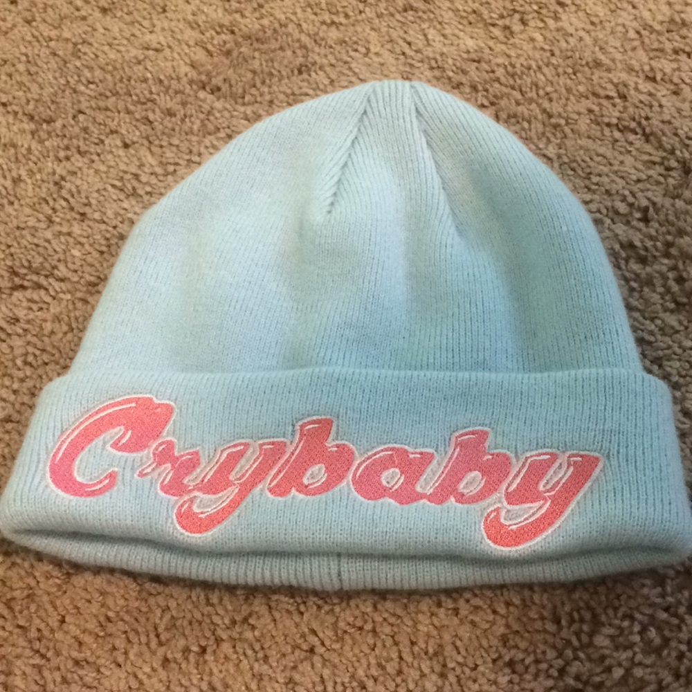 Crybaby Hat